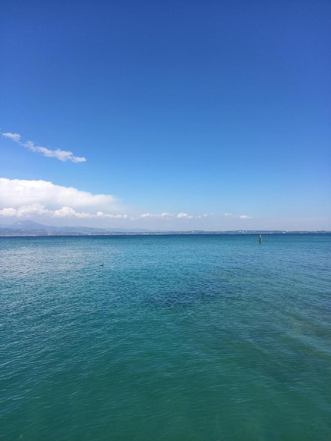 Il Nido Della Civetta Villa ซีร์มิโอเน ภายนอก รูปภาพ