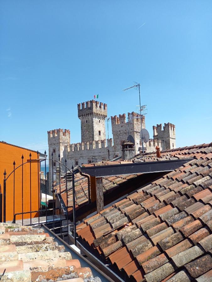 Il Nido Della Civetta Villa ซีร์มิโอเน ภายนอก รูปภาพ